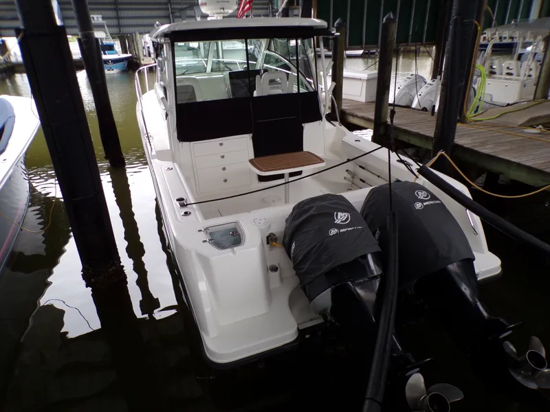 Slide: The Image of Boston Whaler 315 CONQUEST 2014 - 5
