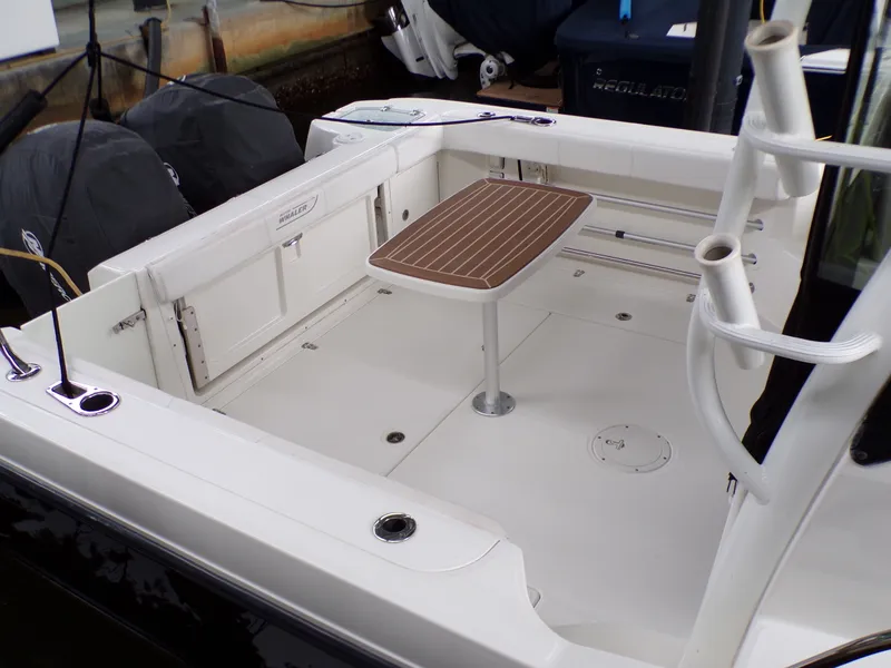 Slide: The Image of Boston Whaler 315 CONQUEST 2014 - 68