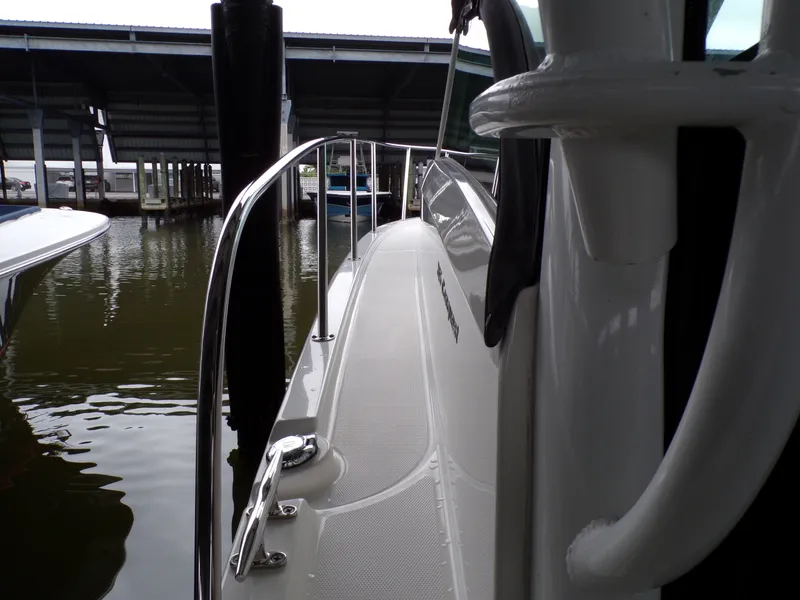 Slide: The Image of Boston Whaler 315 CONQUEST 2014 - 8