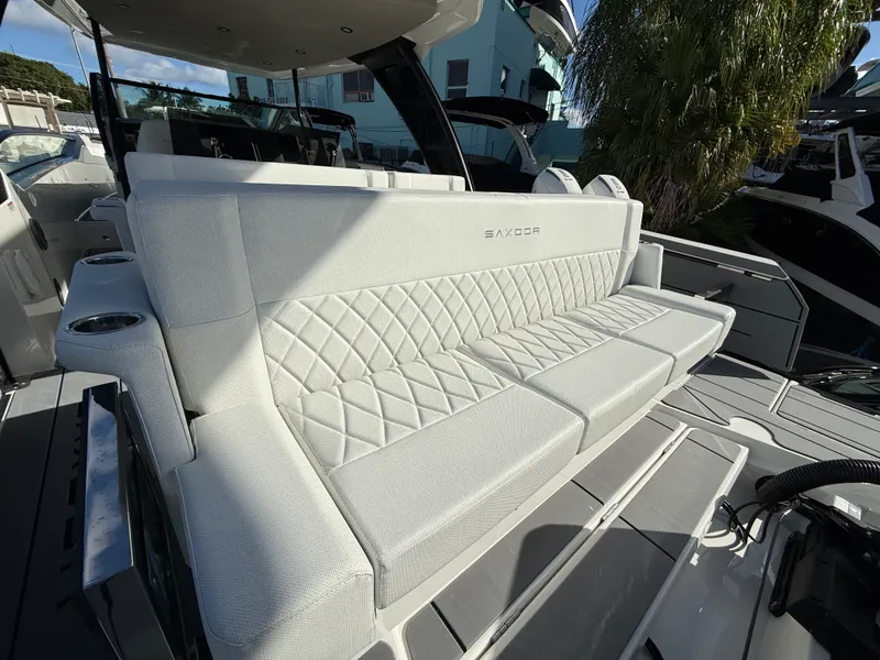 Slide: The Image of Saxdor 320 GTO 2026 - 10