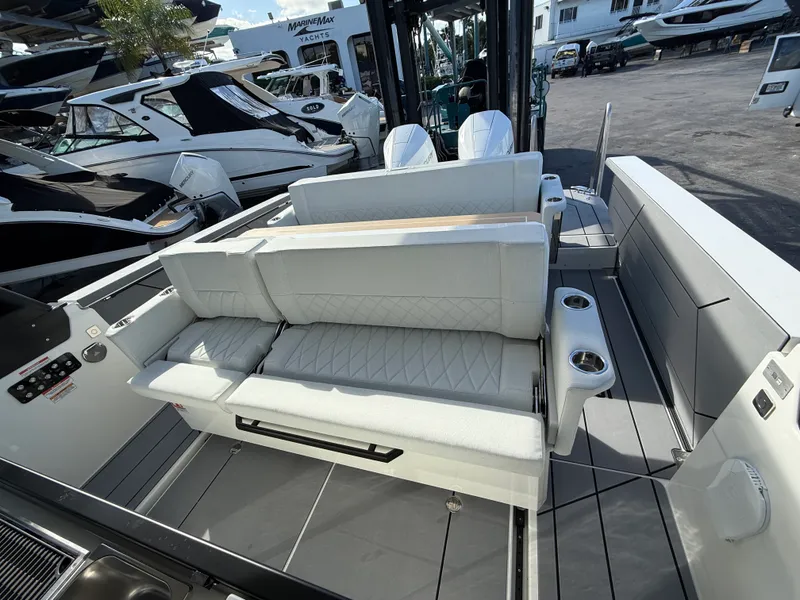 Slide: The Image of Saxdor 320 GTO 2026 - 23