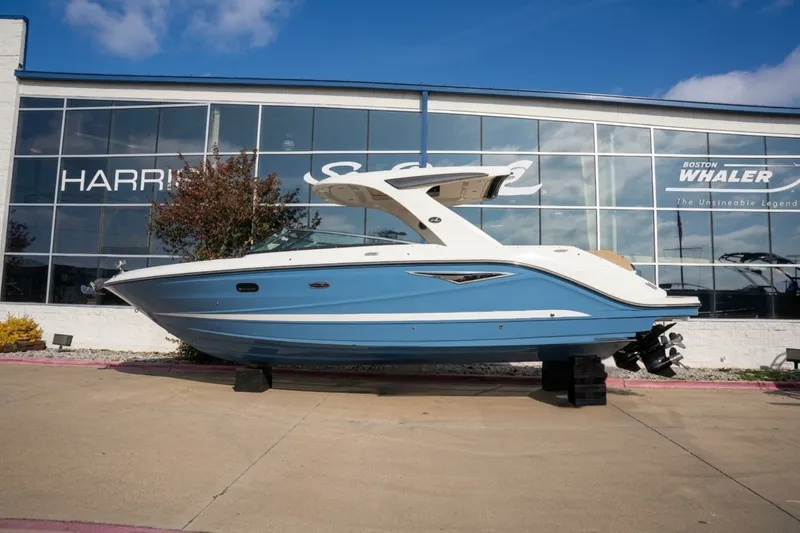 The Image of Sea Ray SLX 310 2026 - 0