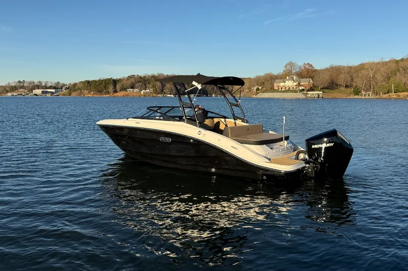 Slide: The Image of Sea Ray SPX 210 Outboard 2026 - 2