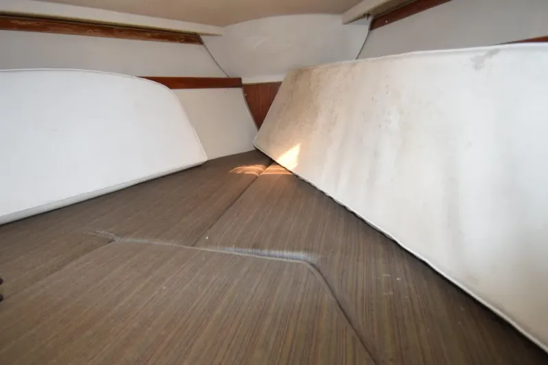 Slide: The Image of Catalina 30 1984 - 6