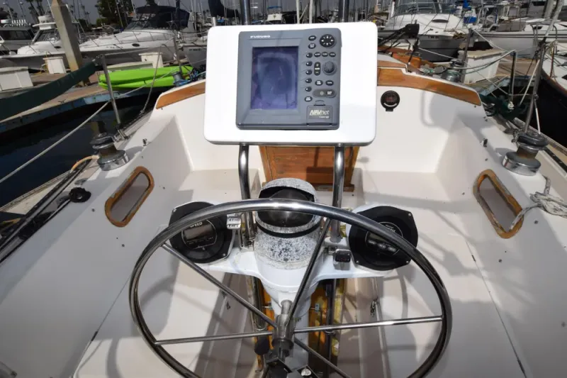 Slide: The Image of Catalina 30 1984 - 9