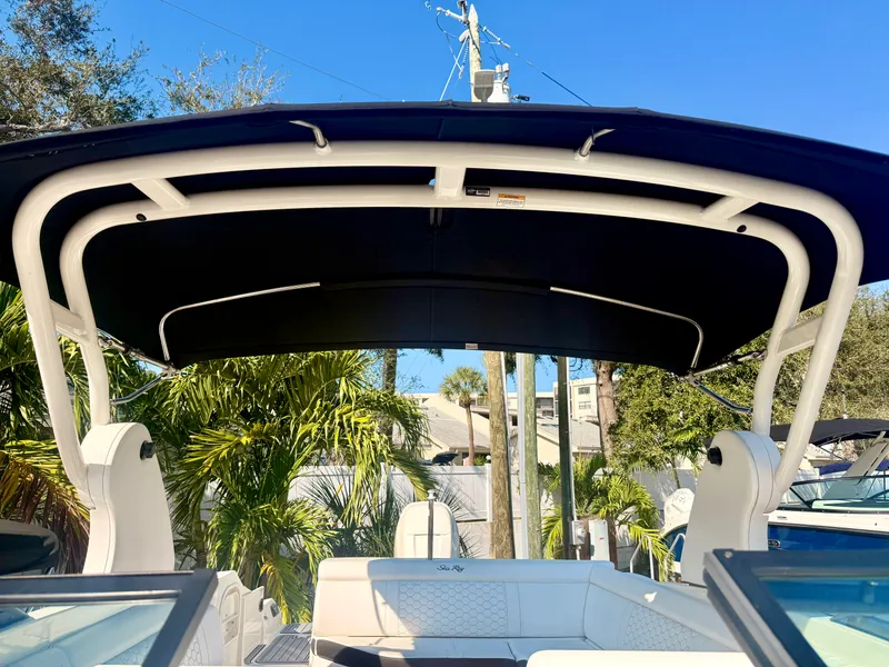 Slide: The Image of Sea Ray 270 SDX OB 2020 - 16
