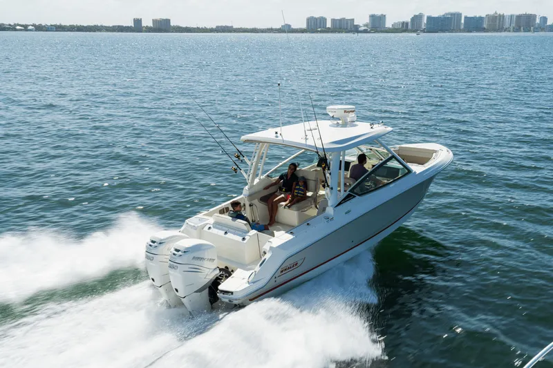 Slide: The Image of Boston Whaler 280 Vantage 2026 - 58