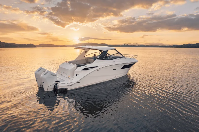 Slide: The Image of Sea Ray Sundancer 320 Outboard 2026 - 45