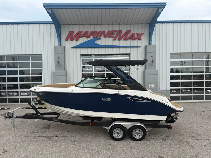 The Image of Sea Ray SDX 230 2026 - 0