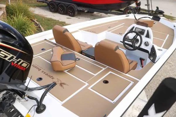 Slide: The Image of Xpress H18 Bass - 11