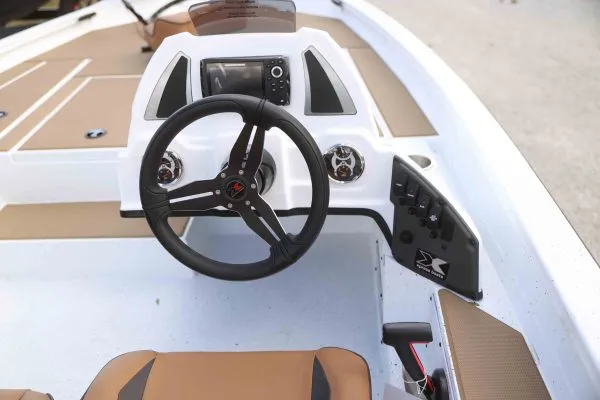 Slide: The Image of Xpress H18 Bass - 13