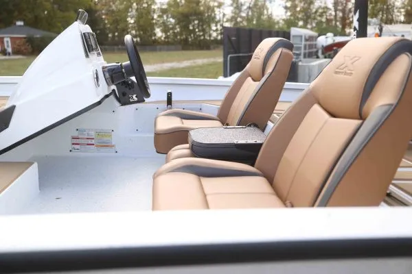 Slide: The Image of Xpress H18 Bass - 14