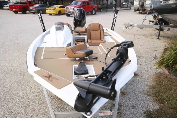 Slide: The Image of Xpress H18 Bass - 7