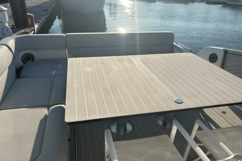 Slide: The Image of Azimut VERVE 2022 - 10