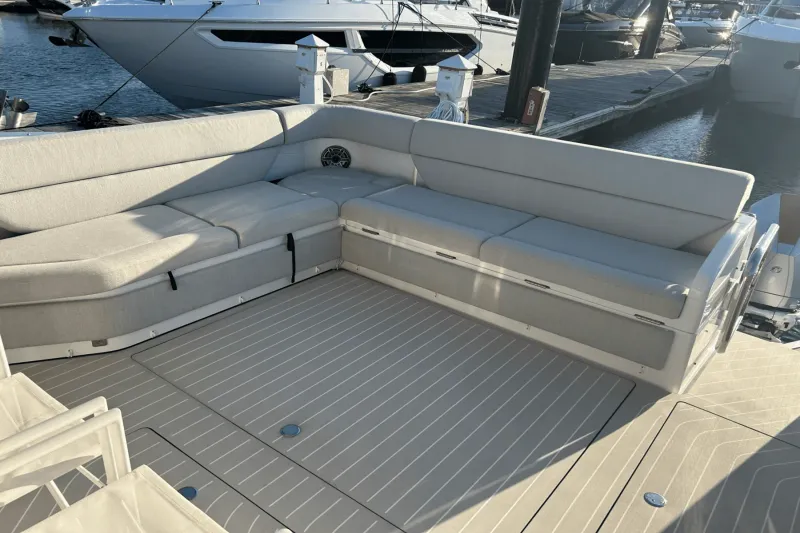 Slide: The Image of Azimut VERVE 2022 - 8