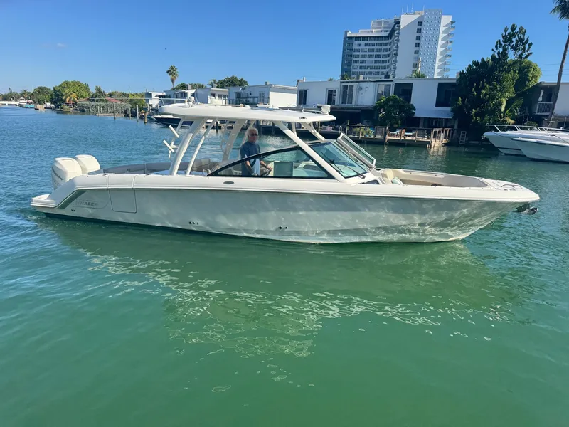 The Image of Boston Whaler 320 VANTAGE 2016 - 0