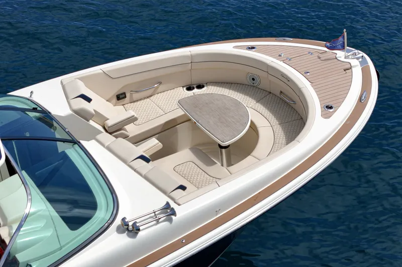 Slide: The Image of Chris-Craft LAUNCH 35 GT 2024 - 21