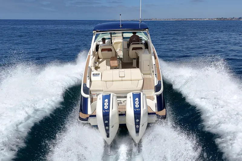 Slide: The Image of Chris-Craft LAUNCH 35 GT 2024 - 31