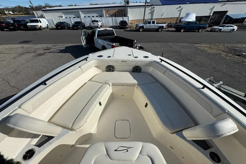 Slide: The Image of Scout 260 LXF 2026 - 27