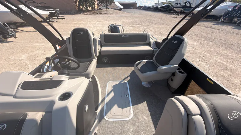 Slide: The Image of Barletta Cabrio 24 UC 2026 - 29