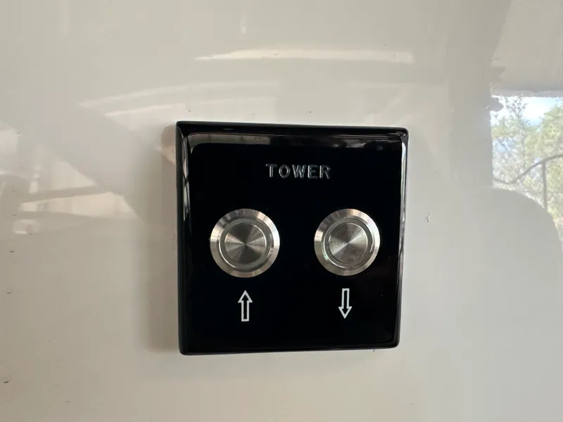 Slide: The Image of Sea Ray 260 SLX OB 2024 - 24