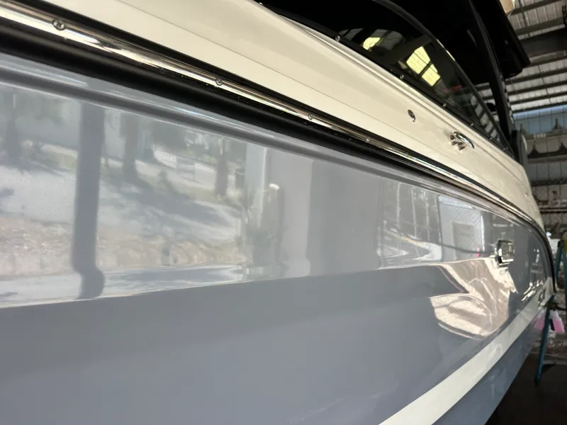 Slide: The Image of Sea Ray 260 SLX OB 2024 - 4