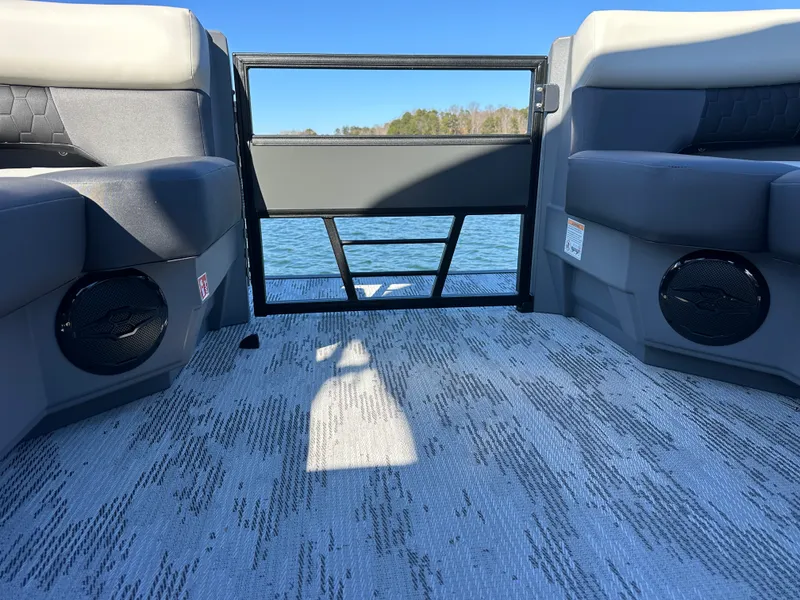 Slide: The Image of Sylvan R22 LZ DH 2026 - 20