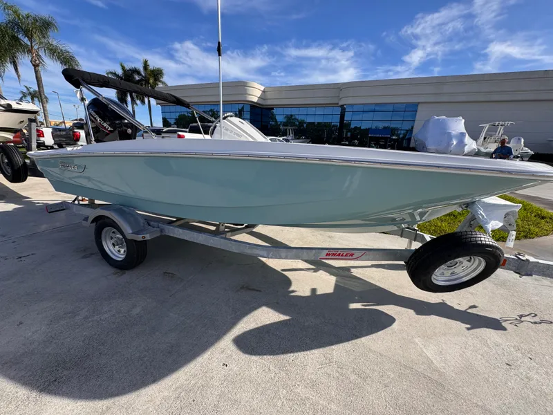 Slide: The Image of Boston Whaler 160 Super Sport 2026 - 2