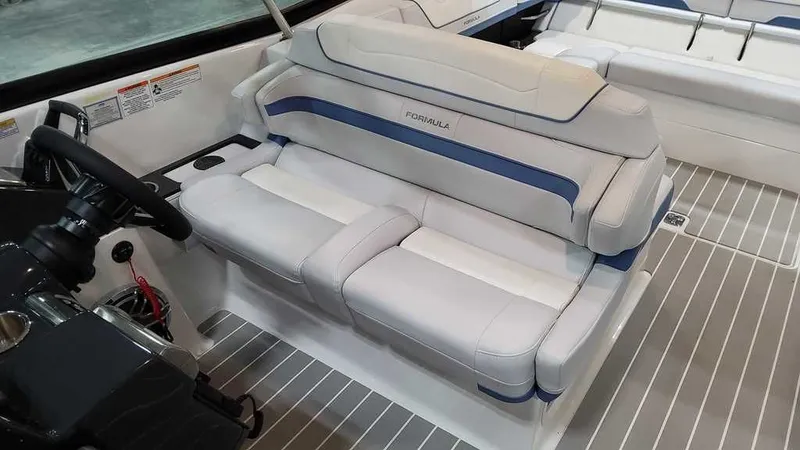Slide: The Image of Formula 350 Crossover Bowrider 2024 - 23