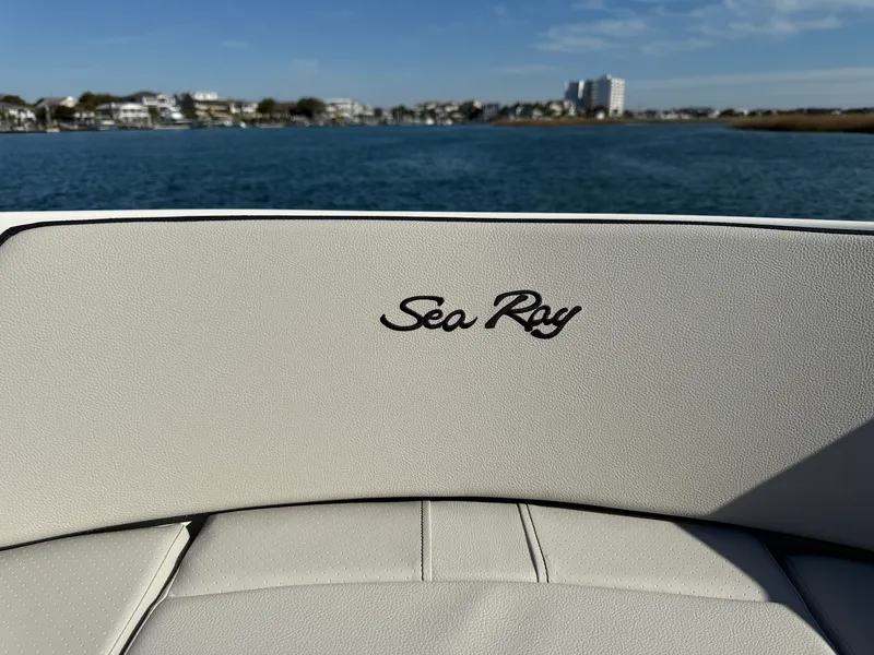 Slide: The Image of Sea Ray SPX 210 Outboard 2026 - 25