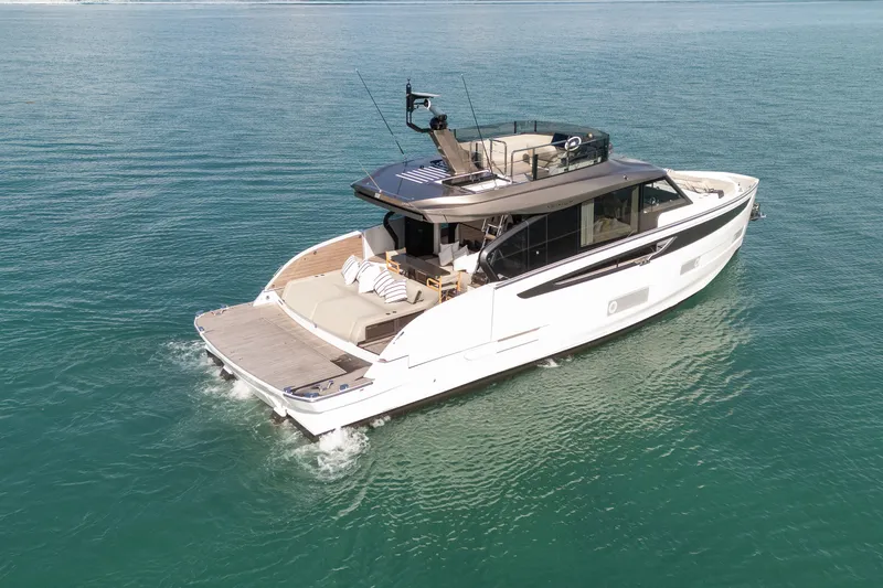 Slide: The Image of Azimut Seadeck 6 2026 - 2