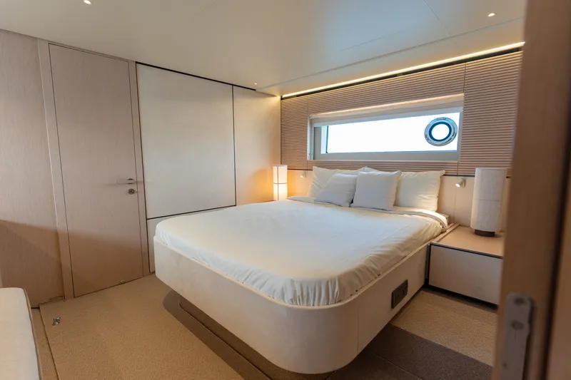 Slide: The Image of Azimut Seadeck 6 2026 - 40