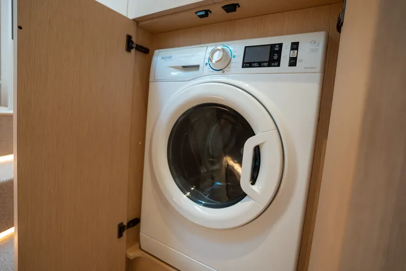 Slide: The Image of Azimut Seadeck 6 2026 - 49