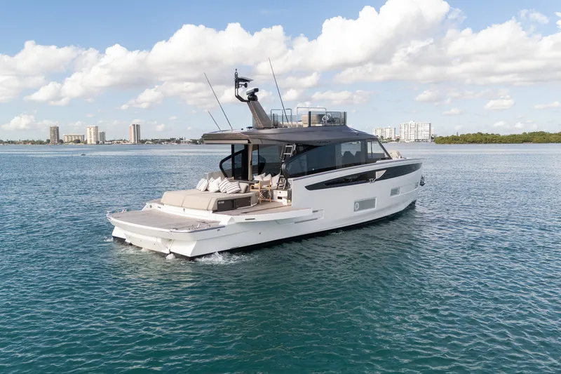 Slide: The Image of Azimut Seadeck 6 2026 - 7