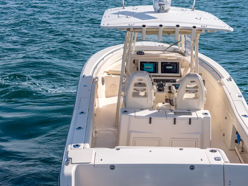 Slide: The Image of Grady-White 306 CAN 2016 - 18