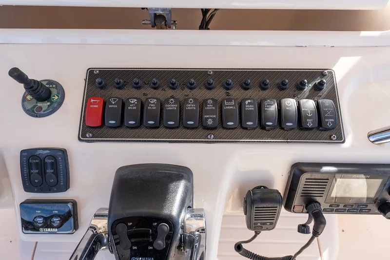 Slide: The Image of Grady-White 306 CAN 2016 - 24