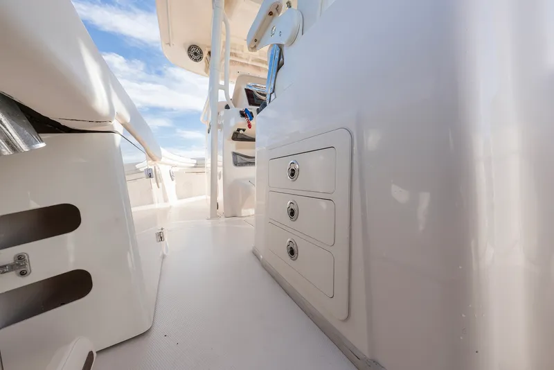 Slide: The Image of Grady-White 306 CAN 2016 - 46