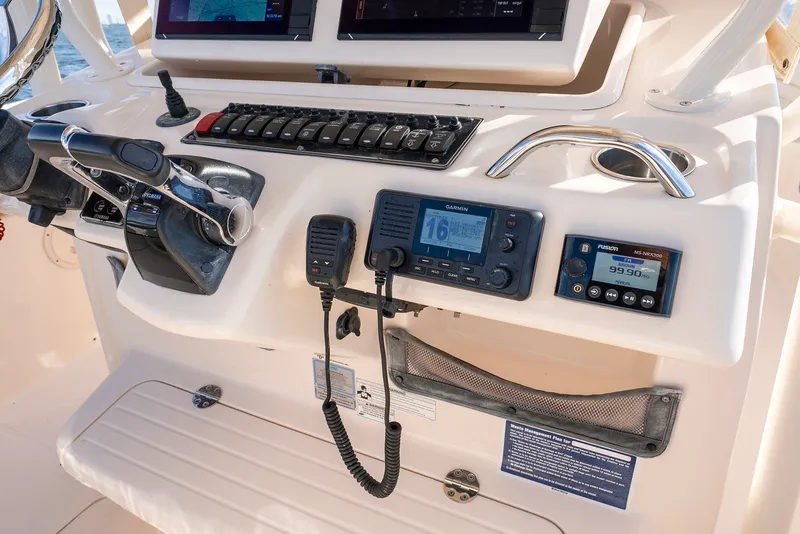 Slide: The Image of Grady-White 306 CAN 2016 - 80