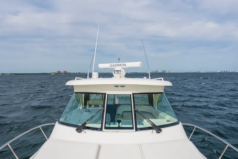 Slide: The Image of Pursuit 345 OFFSHORE 2012 - 41