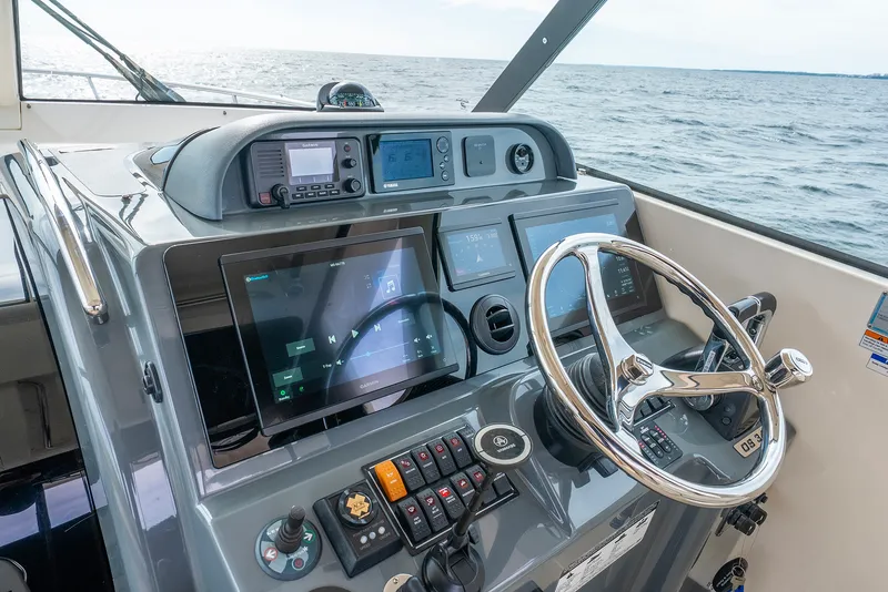 Slide: The Image of Pursuit 345 OFFSHORE 2012 - 46