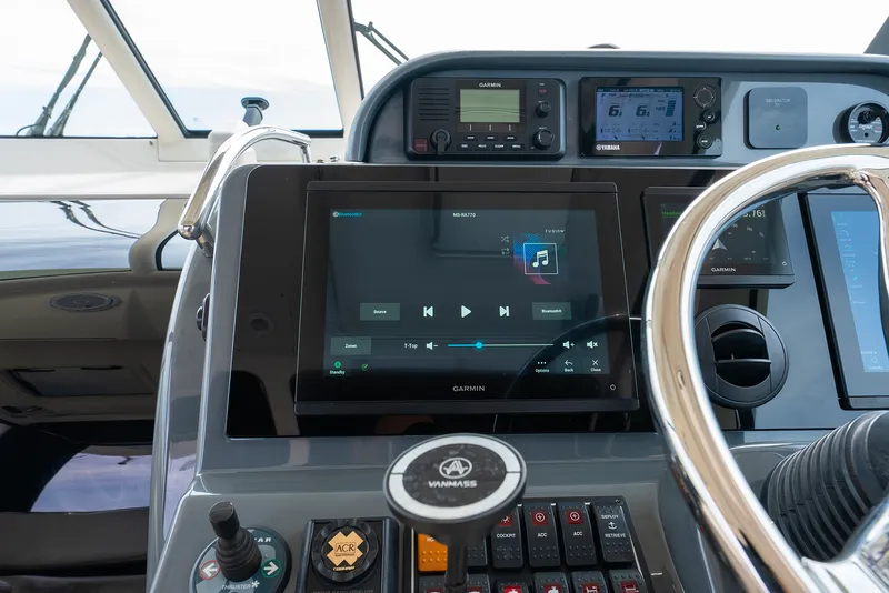 Slide: The Image of Pursuit 345 OFFSHORE 2012 - 47