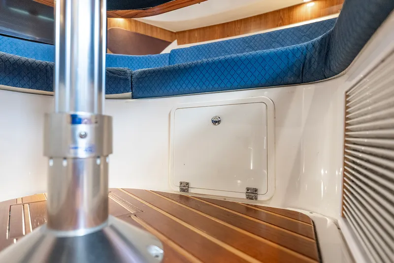 Slide: The Image of Pursuit 345 OFFSHORE 2012 - 79