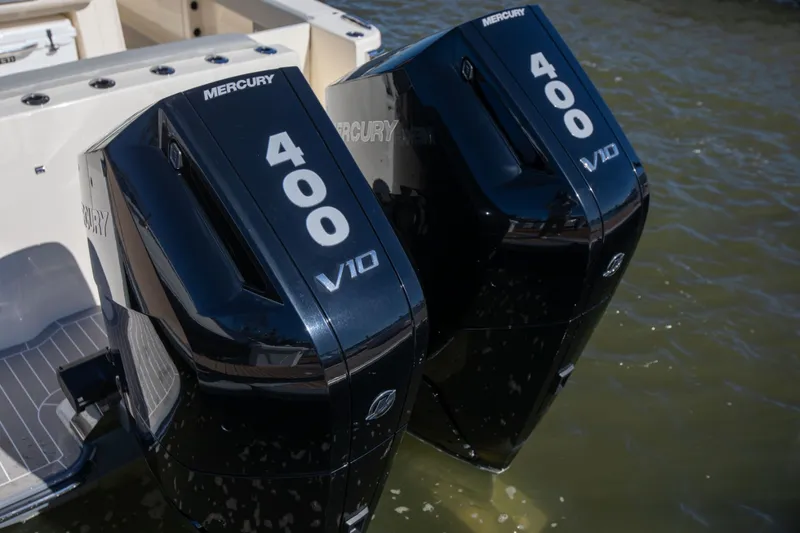 Slide: The Image of Scout 330 LXF 2026 - 66
