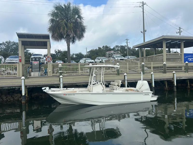 Slide: The Image of Boston Whaler 210 Montauk 2023 - 4