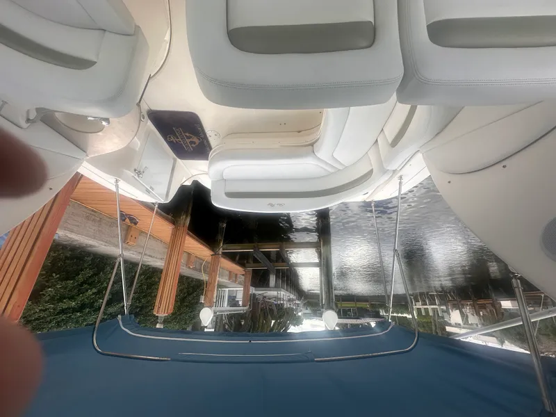 Slide: The Image of Sea Ray 320 Sundancer 2006 - 22