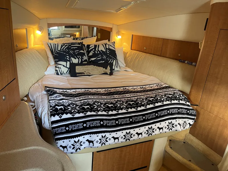 Slide: The Image of Sea Ray 320 Sundancer 2006 - 6