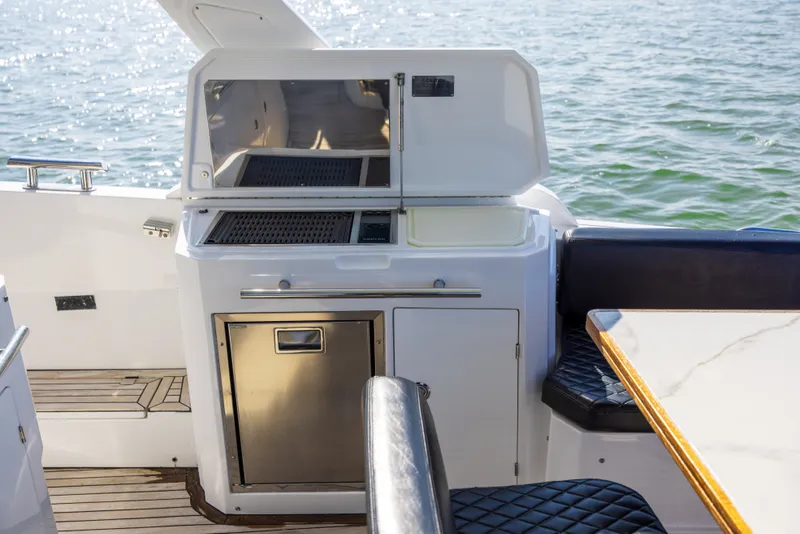 Slide: The Image of Azimut VERVE 40 2018 - 23