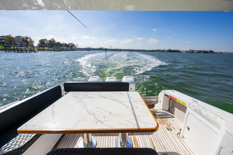 Slide: The Image of Azimut VERVE 40 2018 - 24