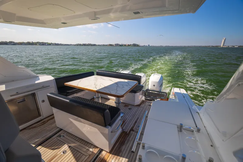 Slide: The Image of Azimut VERVE 40 2018 - 28