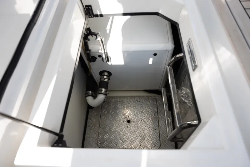 Slide: The Image of Azimut VERVE 40 2018 - 37